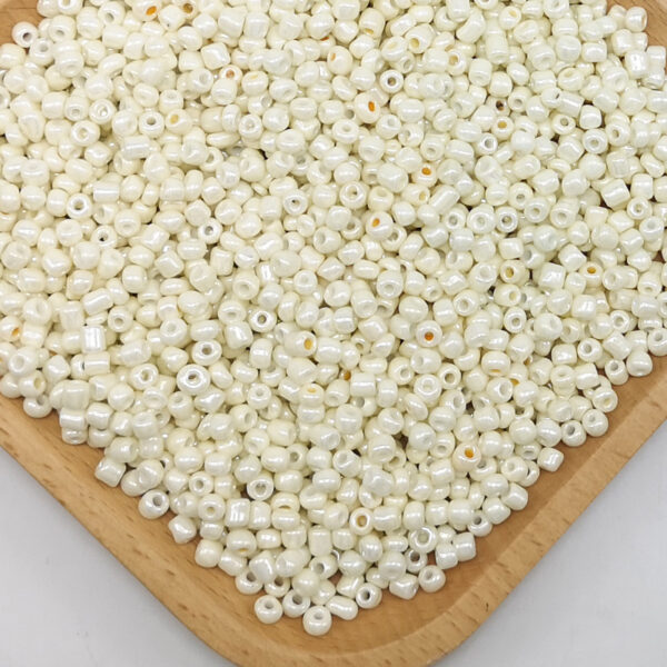 millet beads milk white